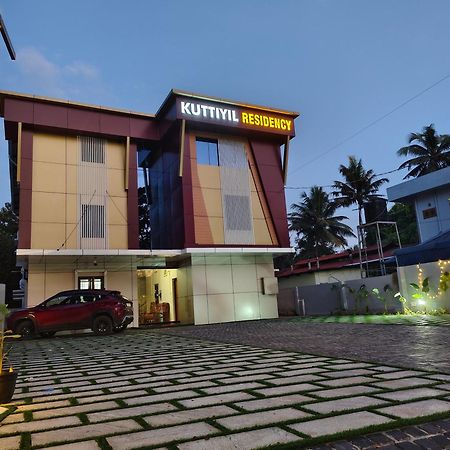 Вилла Kuttiyil Residency Kottarakara Экстерьер фото